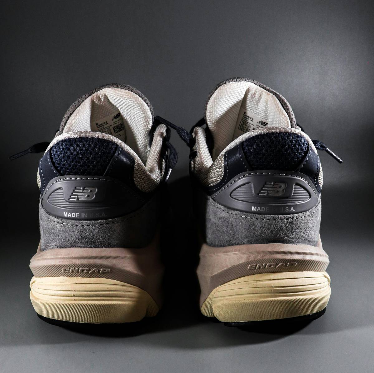 sneakerstyle125a.jpg