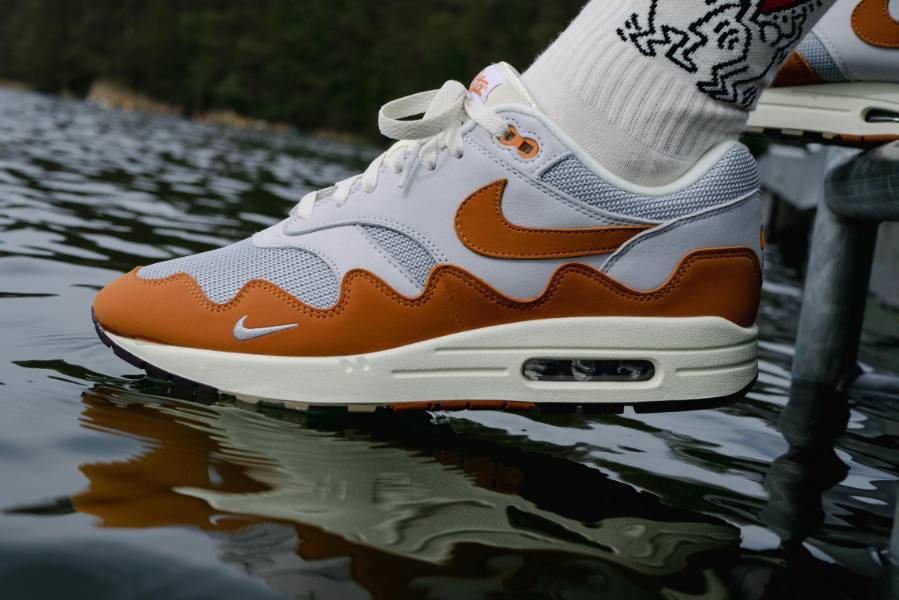 sneakerstyle208a.jpg