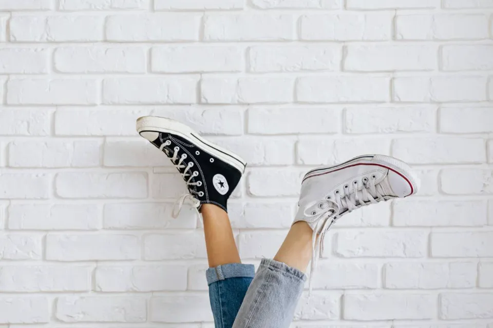 sneakerstyle23a.webp